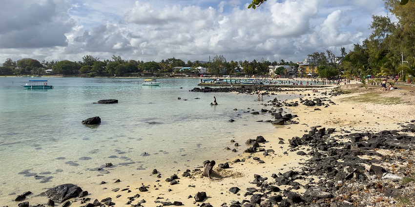 Mauritius' breathtaking coastline offers the perfect setting for a beach wedding in paradise.