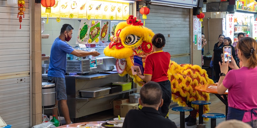 A culinary hotspot nearby Maxwell Food Centre provides an equally beloved hawker experience.
