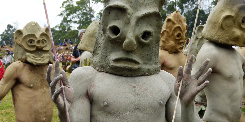 The Asaro Mudmen can be seen wearing distinctive mud masks made from riverbed clay and perform ceremonial dances.