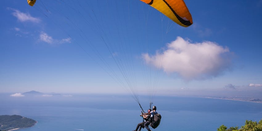 Mesmerizing experience of Mother City Skydiving in Cape Town