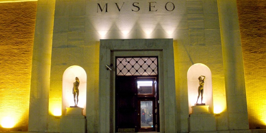 An image of Museo de Bellas Artes de Bilbao, one of the popular museums in Spain.