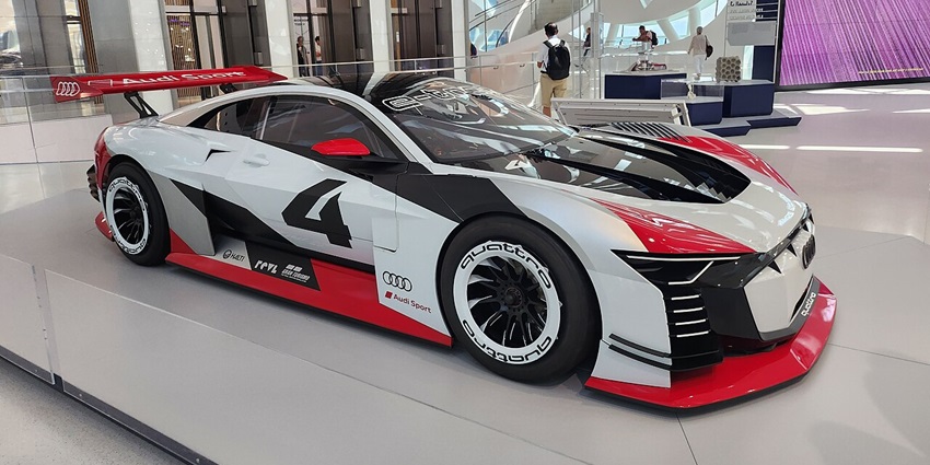 Museum of the Future,showcases groundbreaking innovations and futuristic technologies