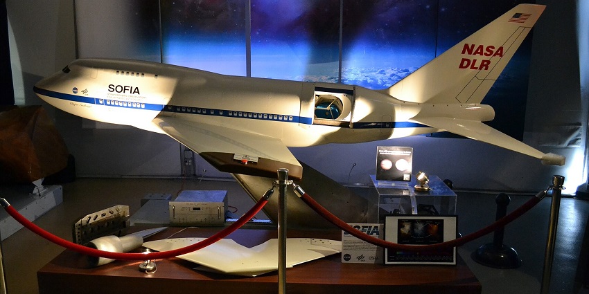 Illustration of NASA Ames Visitor Center, a popular destination near the Computer History Museum.