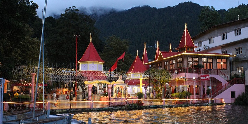 The Naina Devi temple, one of the best Nainital Temples, is located on a hill