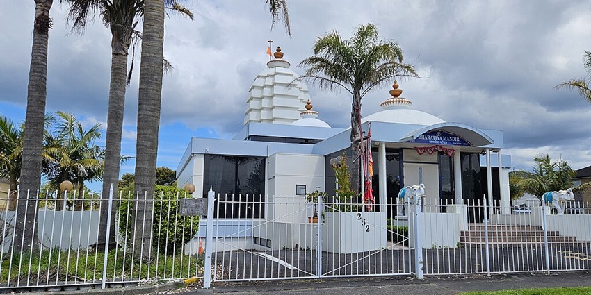 The serene and greenery-surrounded Nambu Nayagiamman Temple in Rameshwaram.