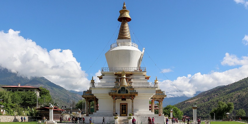 An image showing the National Memorial Chorten, a prominent landmark in Thimphu, Bhutan.