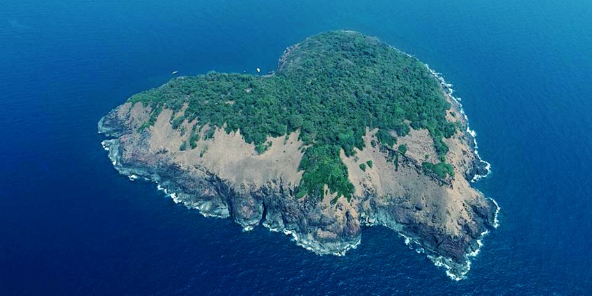 An island in the Arabian Sea, offering some of India’s best scuba diving experiences.