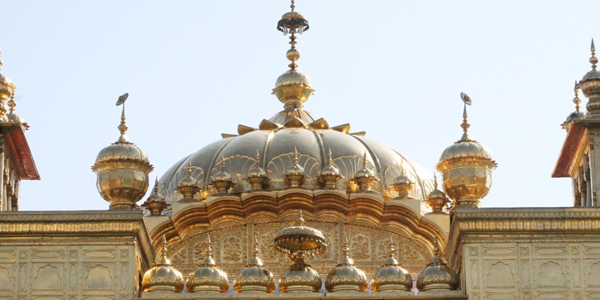 Close up view of the intricate architecture of the gurdwara