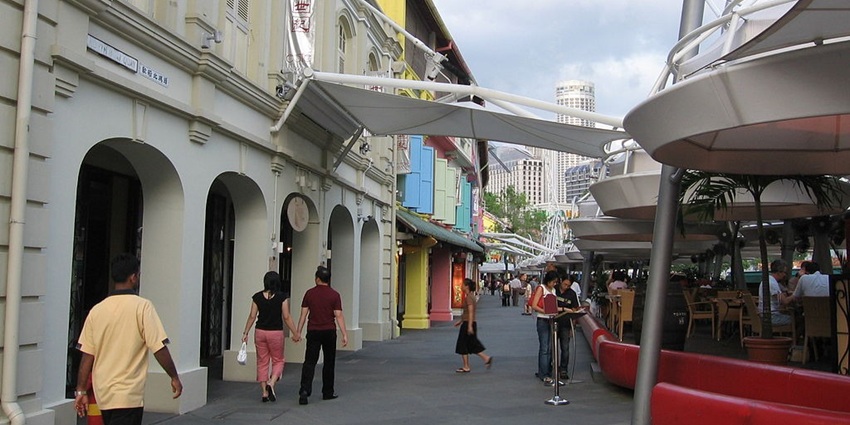 Visitors enjoying clarke quay singapore