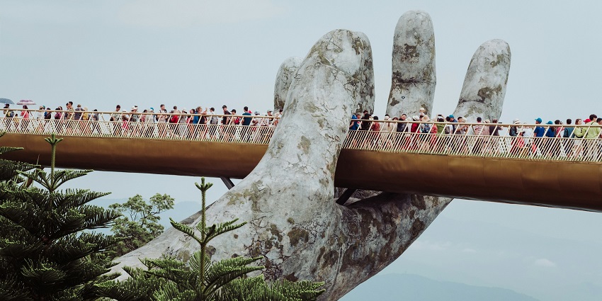 A soothing view of Da Nang, Vietnam, showcasing the Dragon Bridge and the Han River.