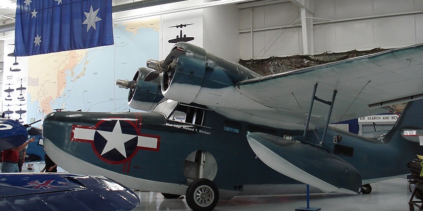 A California museum displaying World War II aircraft and offering flight experiences.