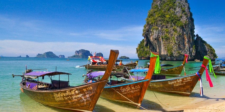 An image of Pattaya Beach Road, one of the nude beaches in Pattaya, Thailand