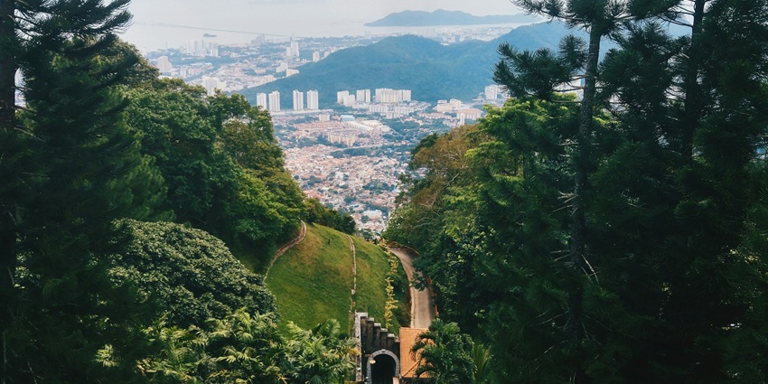 A cultural hotspot known for its street art, colonial architecture, and world-famous street food