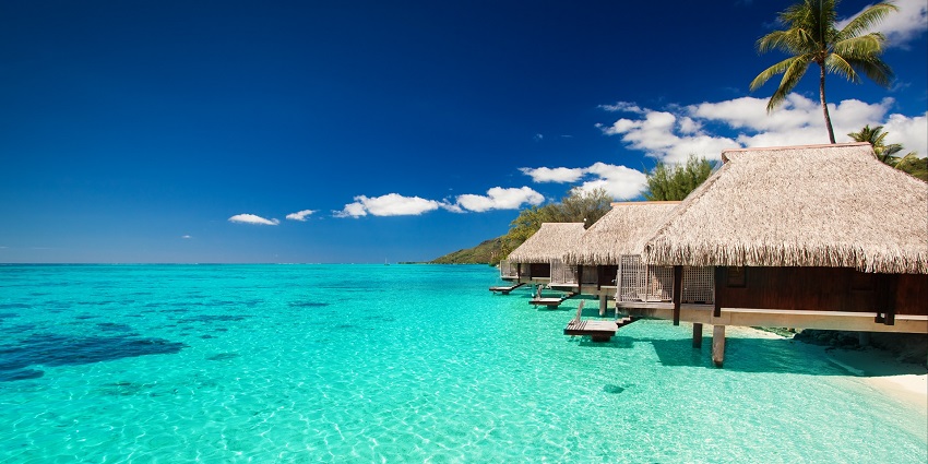 A beach similar to Picnic Island Beach, one of the best Bikini Beaches in Maldives