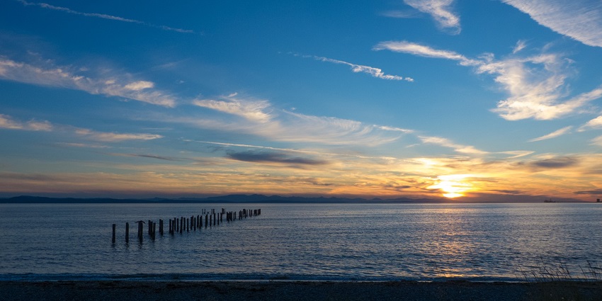 Explore the untouched beauty of Prancak Beach, which is perfect for quiet relaxation and beachcombing.