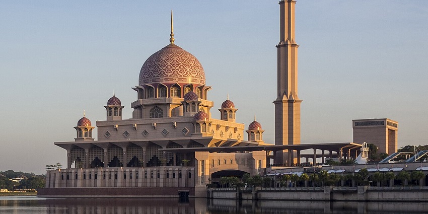 The Putra Mosque in Malaysia has its 16-meter high minaret.