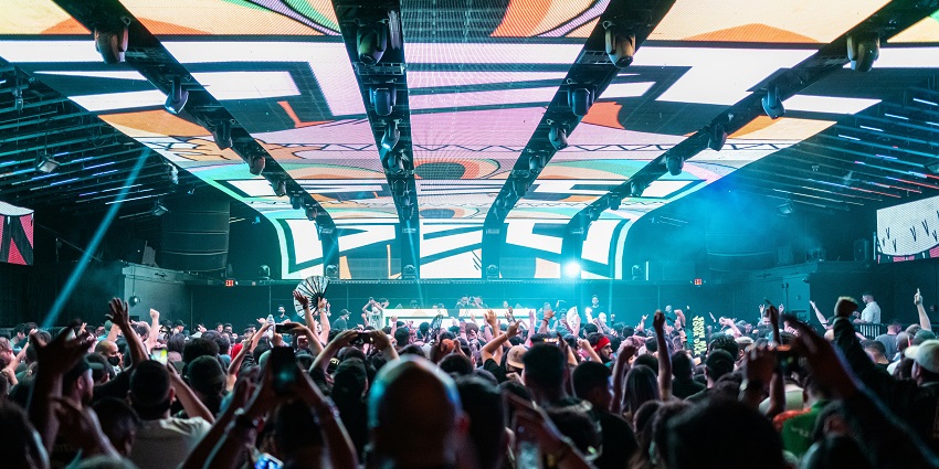 An image of an energetic crowd at the Rapture Electronic Music Festival in Miami, USA.