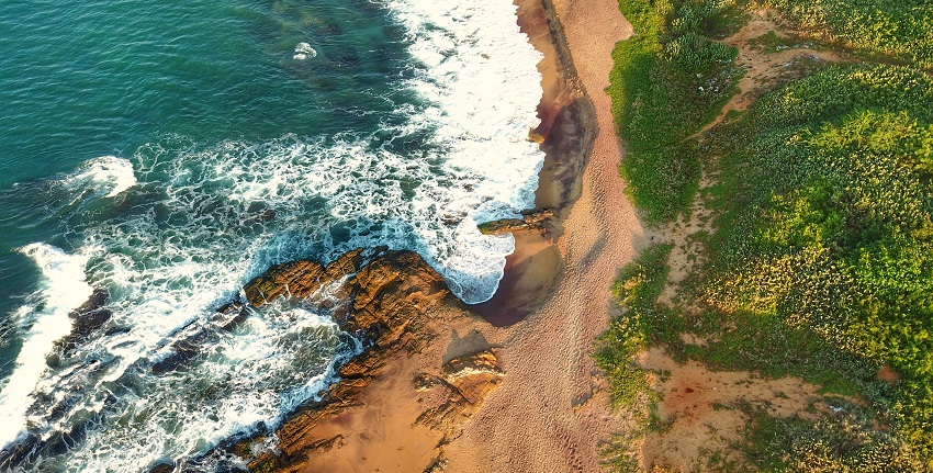 Enjoy the vibes and kill some time relaxing at the famous Hambantota Beach, Sri Lanka
