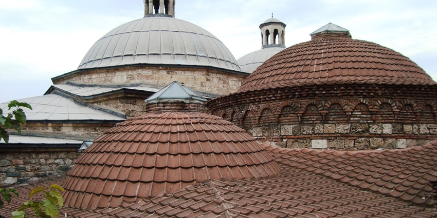 An image of Çekirge Eski Kaplıca in Bursa, Turkey, showcasing its historic thermal baths, highlighting things to do in Bursa.