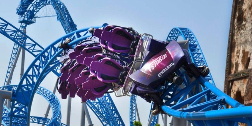A thrilling immersive adventure that places guests in the exciting world of storm-chasing