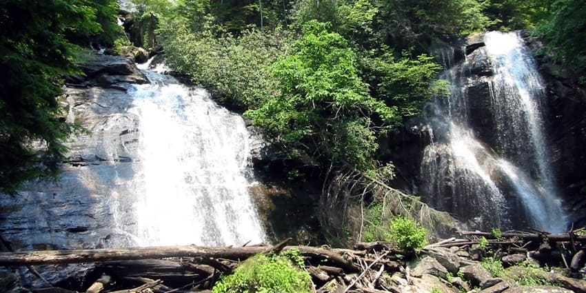 Discover the breathtaking beauty of waterfall caves, where nature’s wonders come to life.