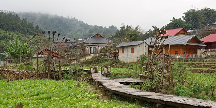 An image showing a view of Sapa, one of the best places with scenic landscapes.