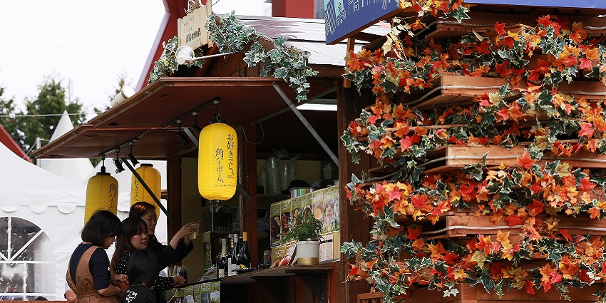 Festivals in september at Sapporo Autumn Fest blend culinary delights and culture.