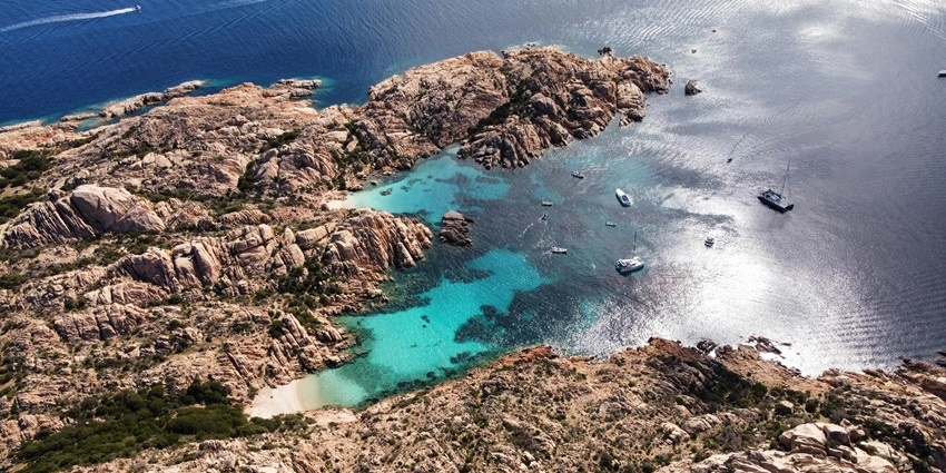 Sardinia is one of the famous and best places to skydive in Europe among visitors.