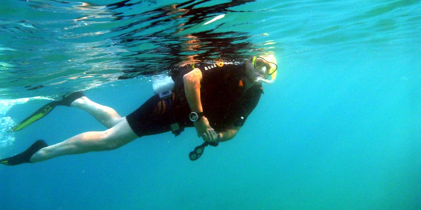 Scuba diving is among the water sports in Colombo