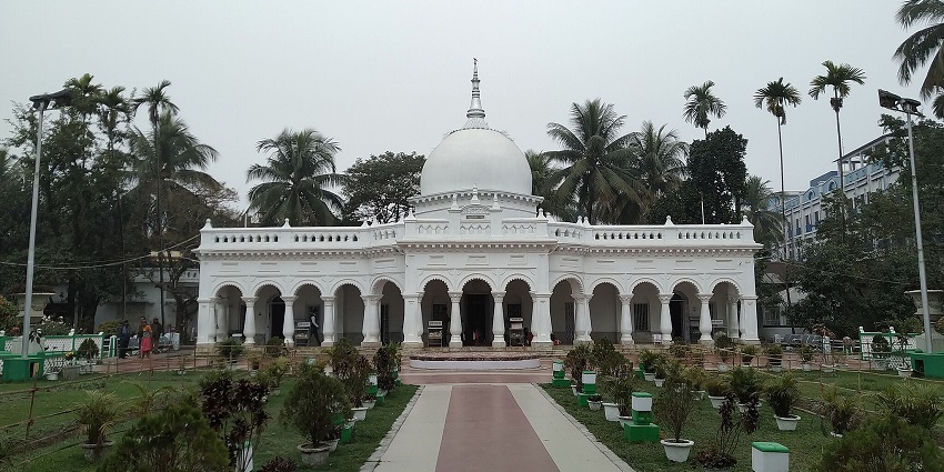 Seek blessing of lord Krishna in this temple for a spiritually rejuvenating experience