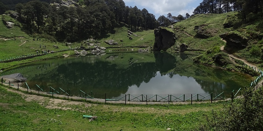 Lake with reflective body similar to Shilaroo lake, one of the best lakes in Narkanda