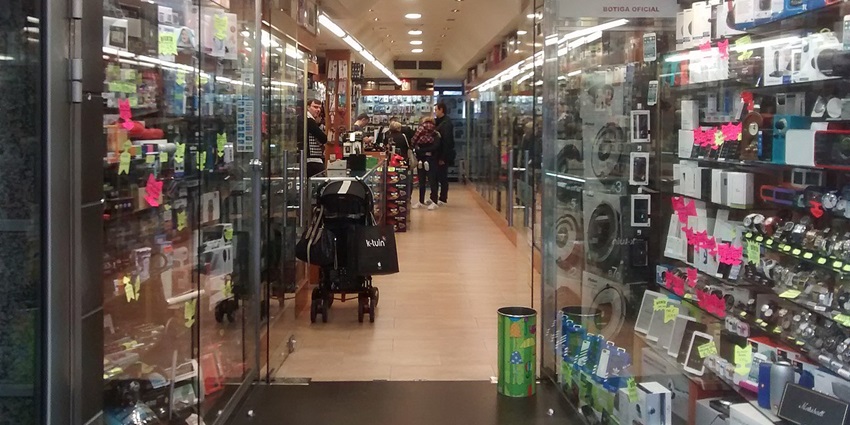 Shop for electronics in Andorra la Vella with top brands, gadgets, and accessories.