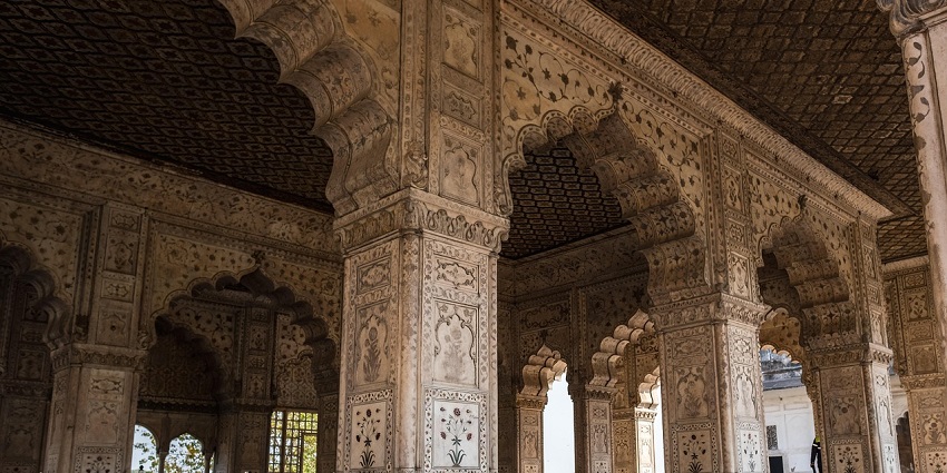 An image resembling Shri Balnath Maharaj Temple, one of the holy temples in Nandgaon.