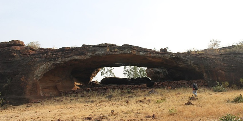 Sidla Phadi Cave is among the places to visit in Bagalkot