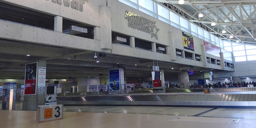 Simón Bolívar Airport in Caracas welcomes travelers with Venezuelan charm and hospitality