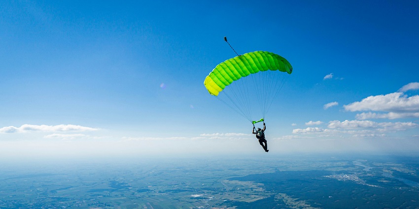 Skydiving at Jeffreys Bay offers views of the ocean and skyline with daunting experiences.