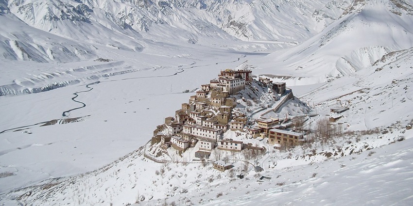 A view of Spiti Valley, Himachal Pradesh, one of the top places for snow leopard trekking.
