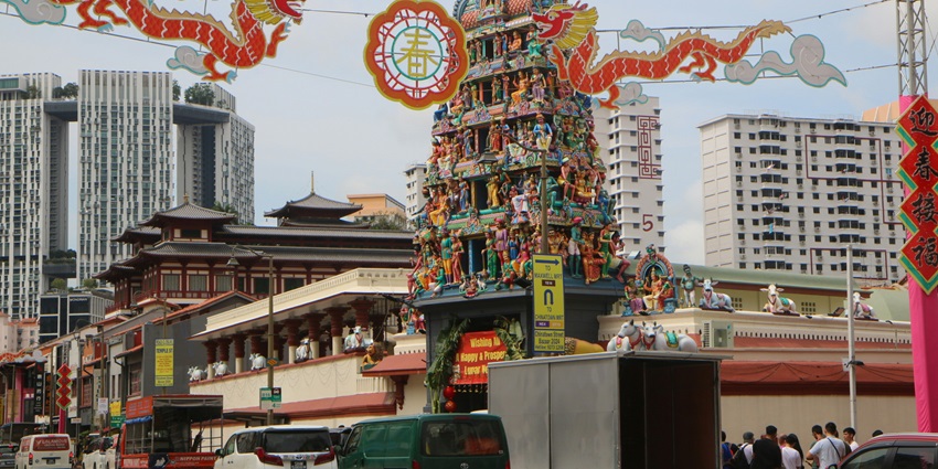 Explore Singapore's earliest Hindu temple, with its elegant Dravidian architecture.