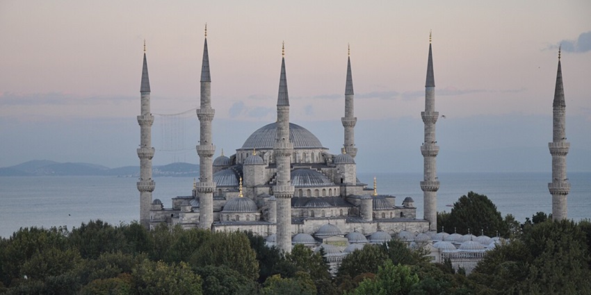 A view of Sultan Ahmed Mosque in Turkey, one of the most famous mosques in Asia.