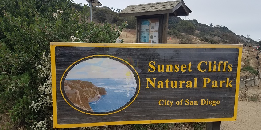 Stunning view of Sunset Cliffs Natural Park, ideal for a romantic Valentine's Day sunset.