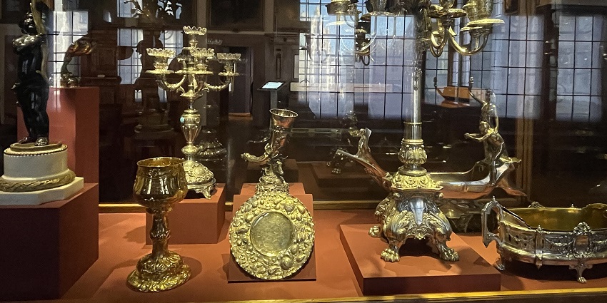 Surgut Historical Museum showcases artifacts and stories related to Amnya Fort’s past!