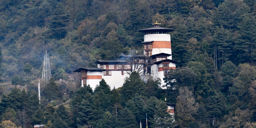Trongsa Ta Dzong, a historic watchtower, shares Bhutan’s heritage like Drukgyel Dzong