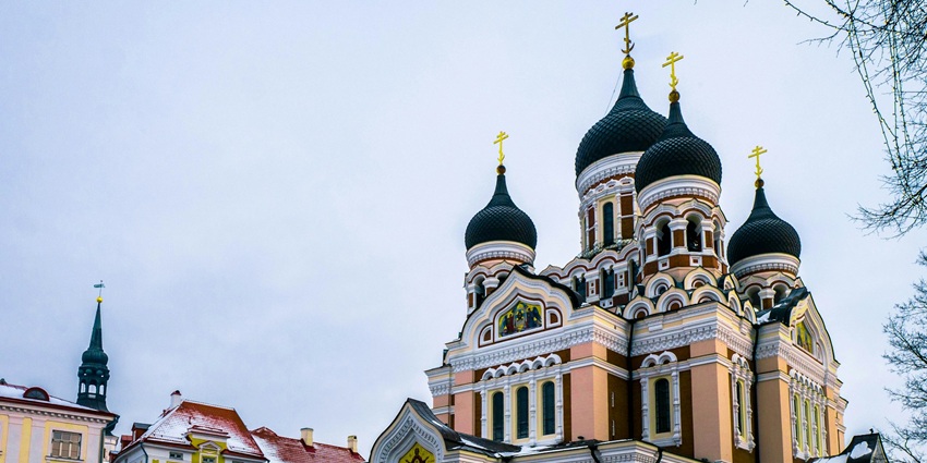 Discover Tallinn’s medieval charm, cobbled streets, and picturesque coastal views.