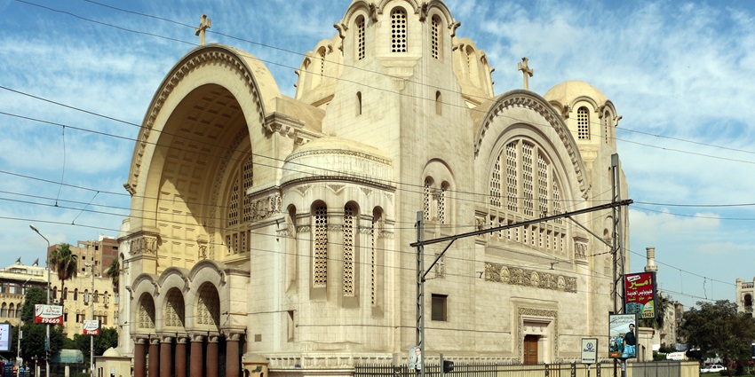 Image of the Basilica of Heliopolis, showcasing its grand European-style architecture.