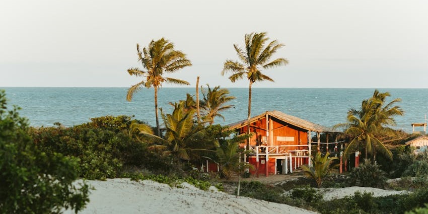 intimate night at The Beach House, perfect for those seeking Gili nightlife for couples.