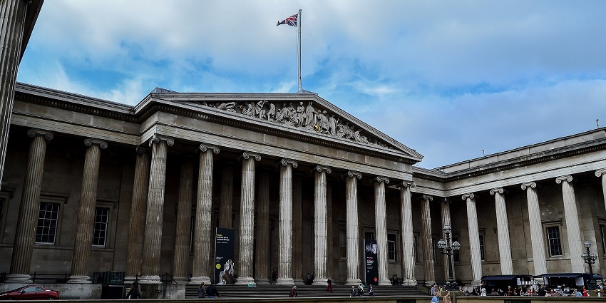 An image of the exterior of the British Museum, a popular heritage museum to visit in London.