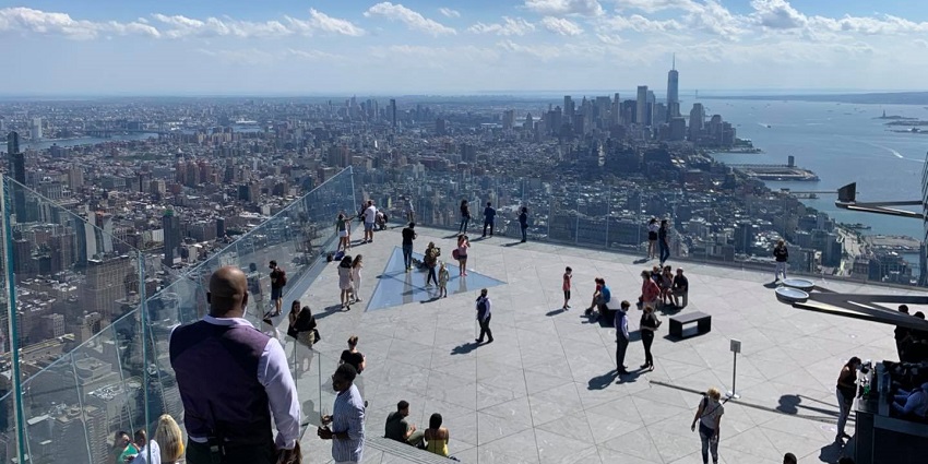 An image of the Edge at Hudson Yards, a popular place, offering dazzling skyline views.