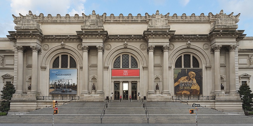 The entrance and the facade of the huge and renowned, The Metropolitan Museum Of Art.