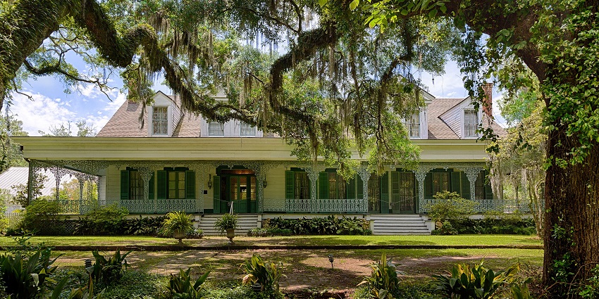 The Myrtles Plantation, USA, is one of the ghost infested haunted places in the world