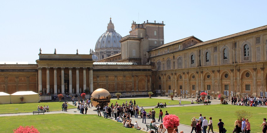 Explore the Vatican Museums through a virtual museum tour and witness its grandeur